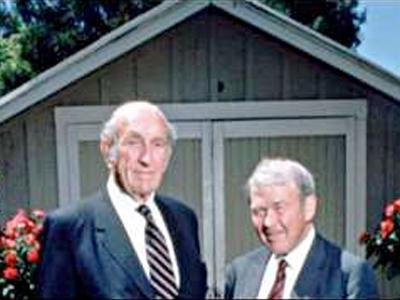 比尔·休利特(Bill Hewlett)和大卫·帕卡德(Dave Packard) 比尔·休利特(Bill Hewlett)和大卫·帕卡德(Dave Packard)