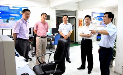 北京气象台台长到民航华北气象中心参观交流